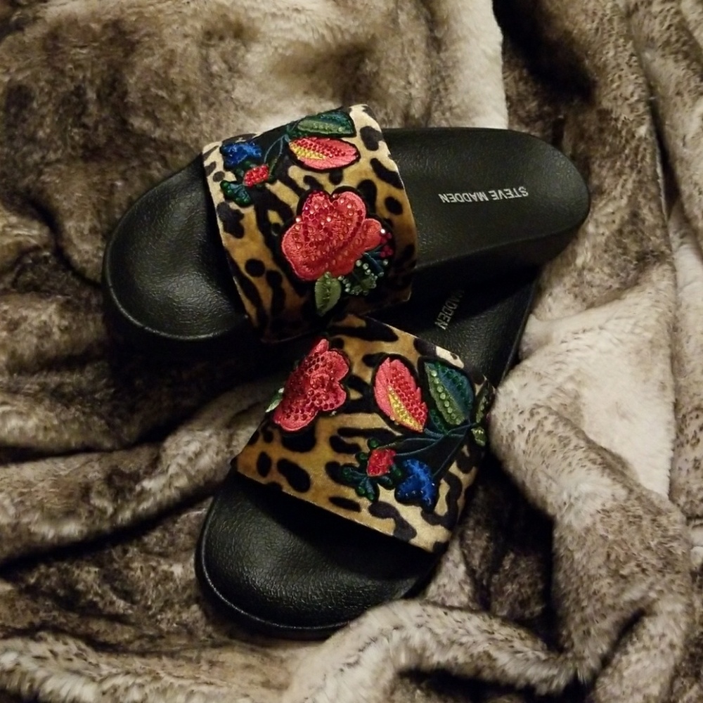 *[NEW]* 💜 Saphari slides💜